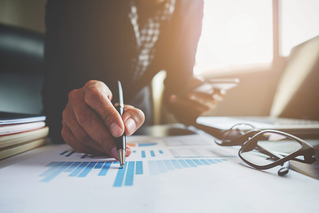 Sua empresa gasta mais do que deveria? Neste artigo, descubra como reduzir custos com estratégias contábeis inteligentes.
